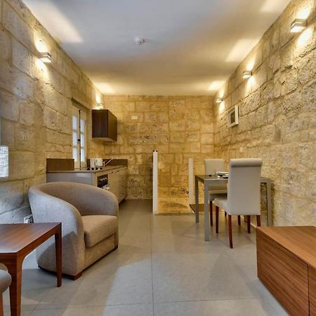 Orangery 101 - Duplex Studio Apartment Valletta Bagian luar foto
