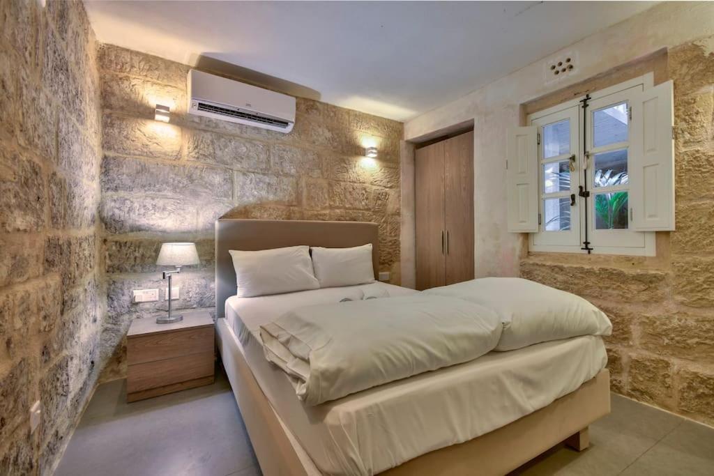 Orangery 101 - Duplex Studio Apartment Valletta Bagian luar foto